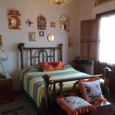 La Casa De Piedra Bed & Breakfast El Carmen  Eksteriør bilde